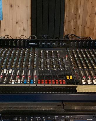 Mixer Soundcraft Live 8