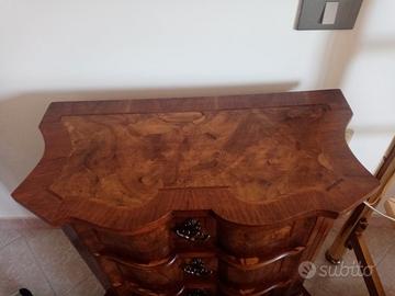 2 comodini in radica di noce