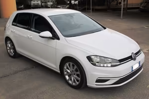 Volkswagen Golf 1.6 TDI 115 CV 5p. Highline BlueMo