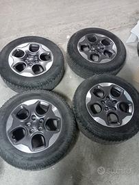 cerchi in lega gommati Jeep Renegade 