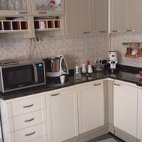  cucina Angolare m4,70 colore bianco e tortor