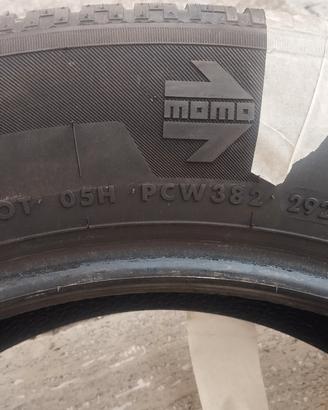 pneumatici invernali Momo 235/60 R18