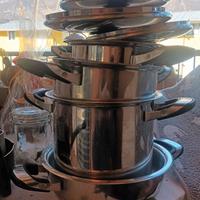 Set pentole con coperchio