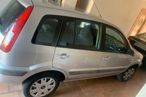 Ford Fusion 1,4 TDCI 2008 - neopatentati 