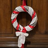 Ghirlande natalizie in legno decorate