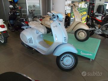 Vespa 946 SNAKE