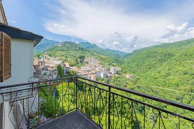 Appartamento di 129 m² con 5 locali a Licenza