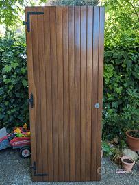 Portoncino in legno massello