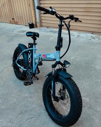bicicletta elettrica fat Teklio 