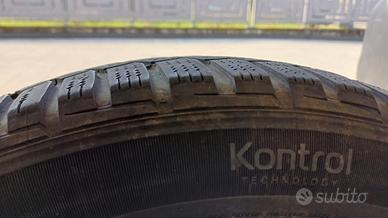 GOMME INVERNALI  N. 4  215/55R17  98V