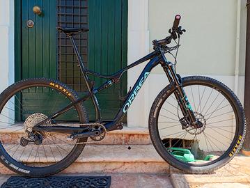 Mountain Bike XC full Orbea OIZ H2O 2022 Taglia XL
