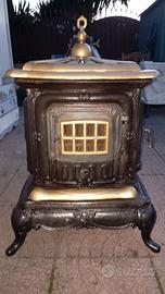 stufa a legna in ghisa