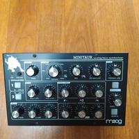 Moog Minitaur