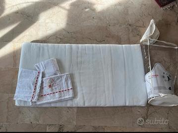Materassino per lettino da campeggio e lenzuola