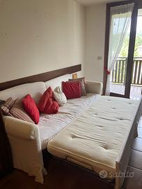Divano letto matrimoniale