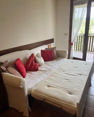 Divano letto matrimoniale