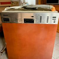 Lavastoviglie MIELE