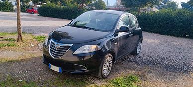Lancia Ypsilon 1.2 Gold con impianto GPL