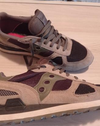 scarpe saucony shadow