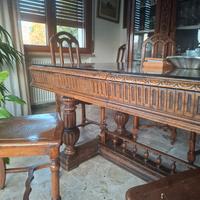 Tavolo e armadio barocco napoletano