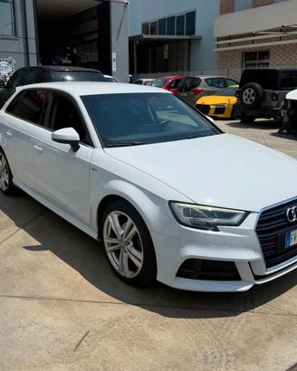 AUDI A3 SPORTBACK S LINE 1.6 TDI S TRONIC