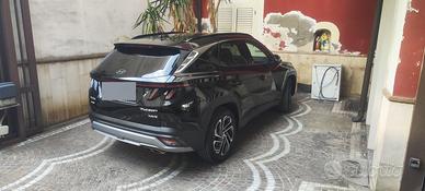 Hyundai Tucson full optional full Hybrid 