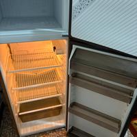 Frigorifero con vano freezer