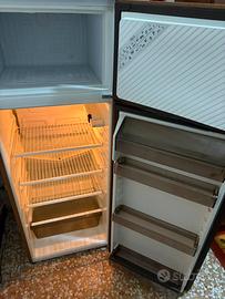 Frigorifero con vano freezer
