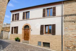 CASA SEMINDIPENDENTE A SANT'ELPIDIO A MARE