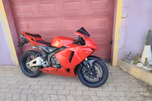 Honda cbr 600 rr