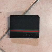 Portafoglio Gucci Vintage Classico In pelle Nera.