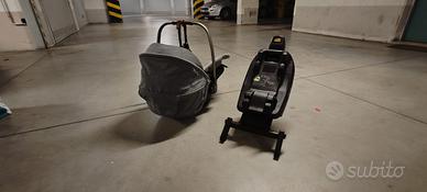 Ovetto Nuna Pipa Next + supporto isofix