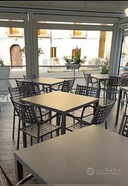 Tavoli e sedie per bar o ristorante