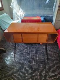 macchina da cucire Singer anni 60