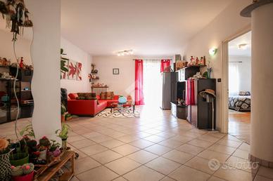 4 LOCALI A LUSERNA SAN GIOVANNI