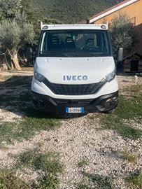 Iveco  camioncino 