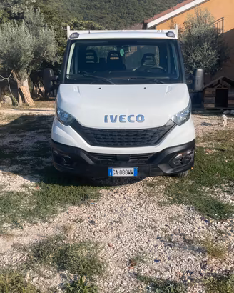 Iveco  camioncino 