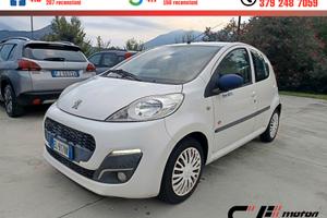 Peugeot 107 1.0i 68 CV - Neopatentati
