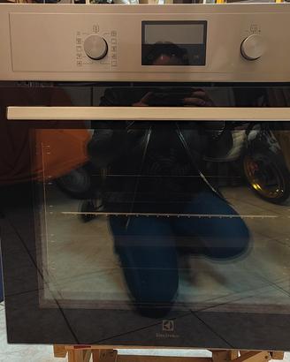 forno ad incasso Electrolux EOF4P46X 