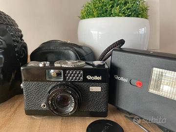Rollei 35B con Flash