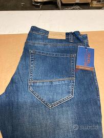 Lotto misto Jeans unisex nuovi con etichetta