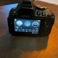 Nikon D5300 + obiettivo Nikon DX 35mm