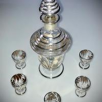 Servizio in vetro e argento