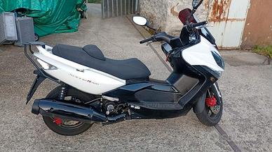 kymco 300