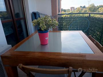 tavolo allungabile in legno e cristallo satinato