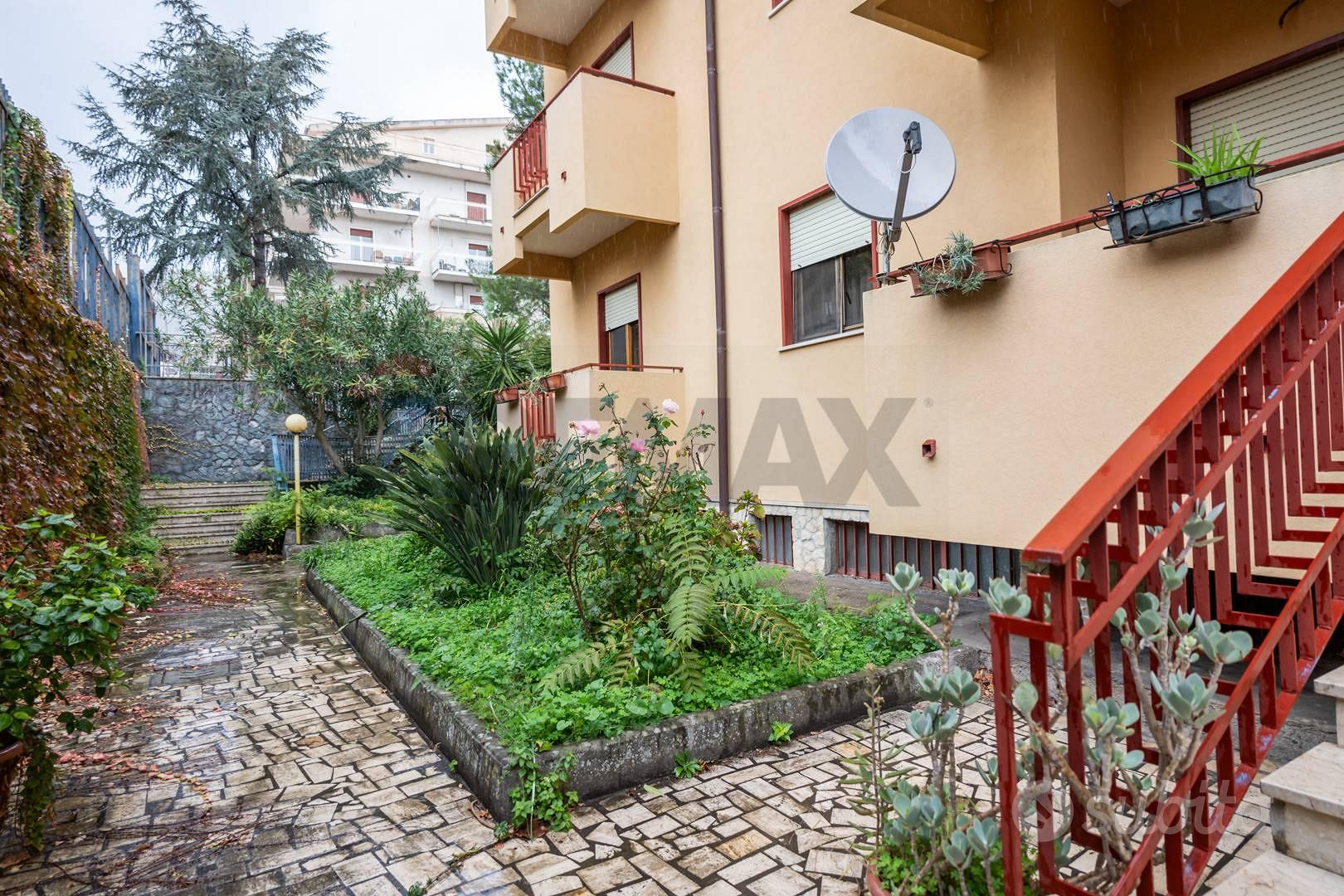 Appartamento - Francavilla di Sicilia - Vista 3