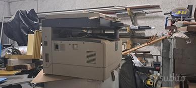 macchina fotocopiatrice stampante