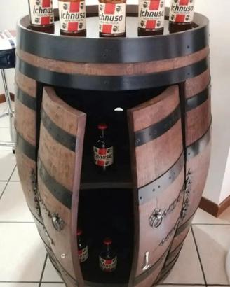 Botte artigianale in legno per arredamento