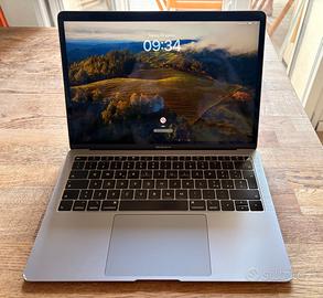 MacBook Air Retina 13" 2018 i5 8GB SSD 250GB