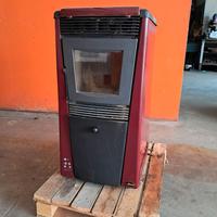 STUFA A PELLET NORDICA EXTRAFLAME